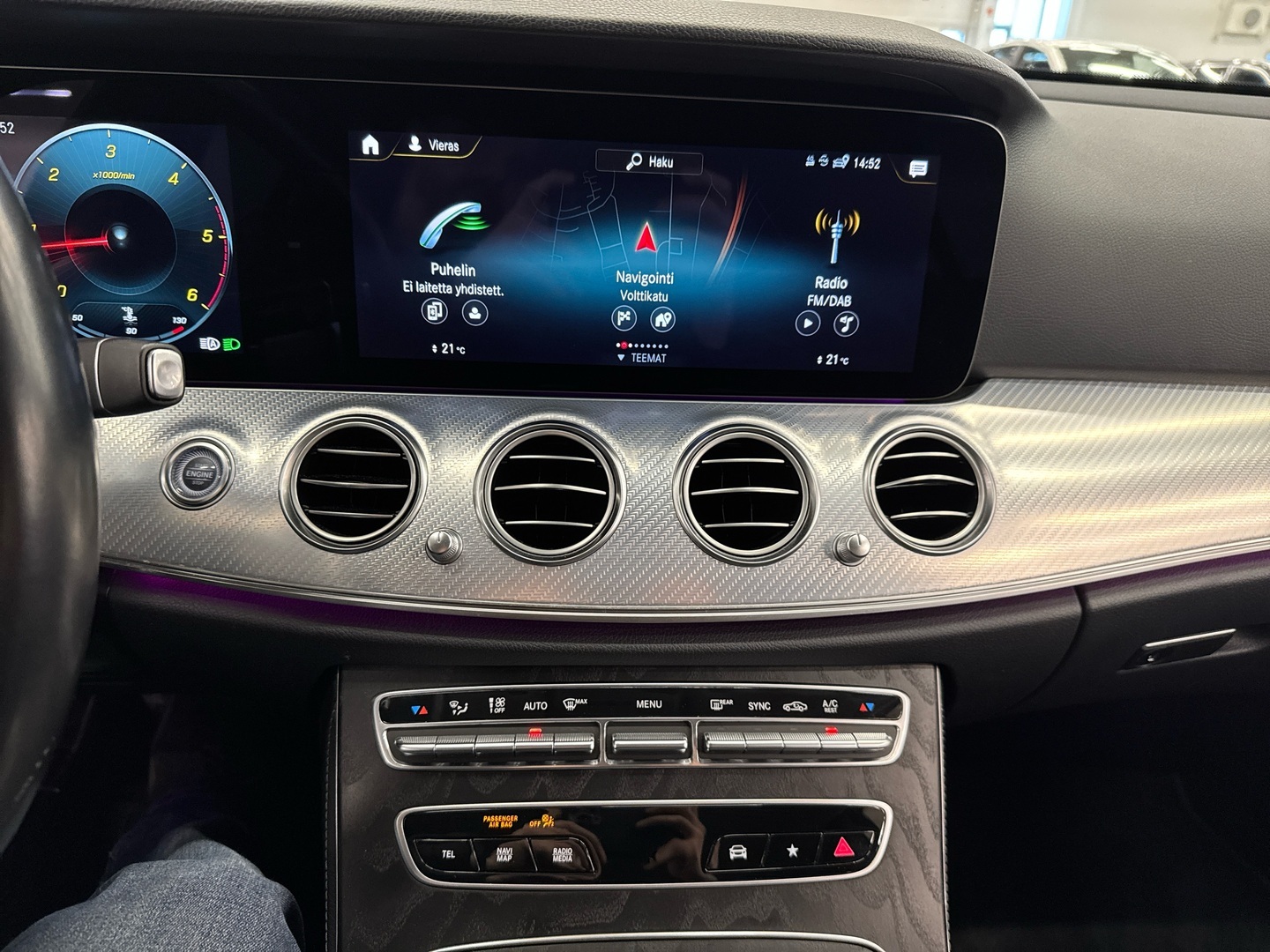 MERCEDES-BENZ E 2021