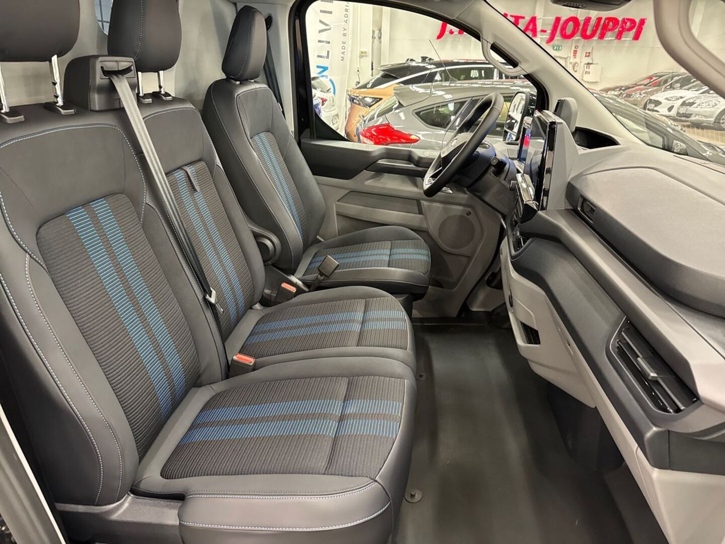 FORD Transit Custom 13
