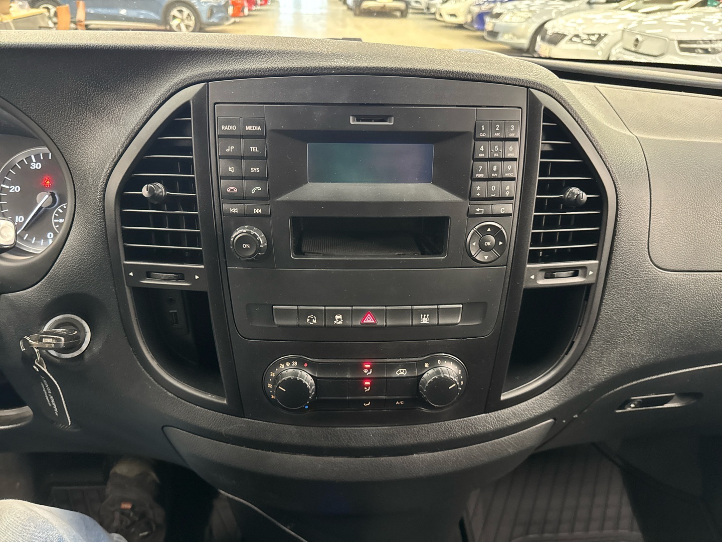 MERCEDES-BENZ Vito 2017