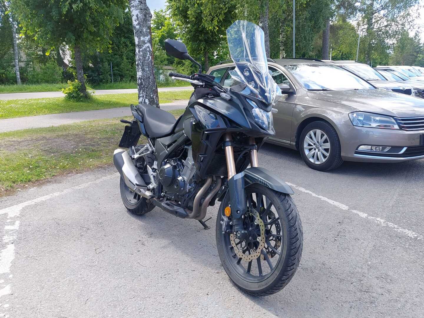 HONDA CB 2023