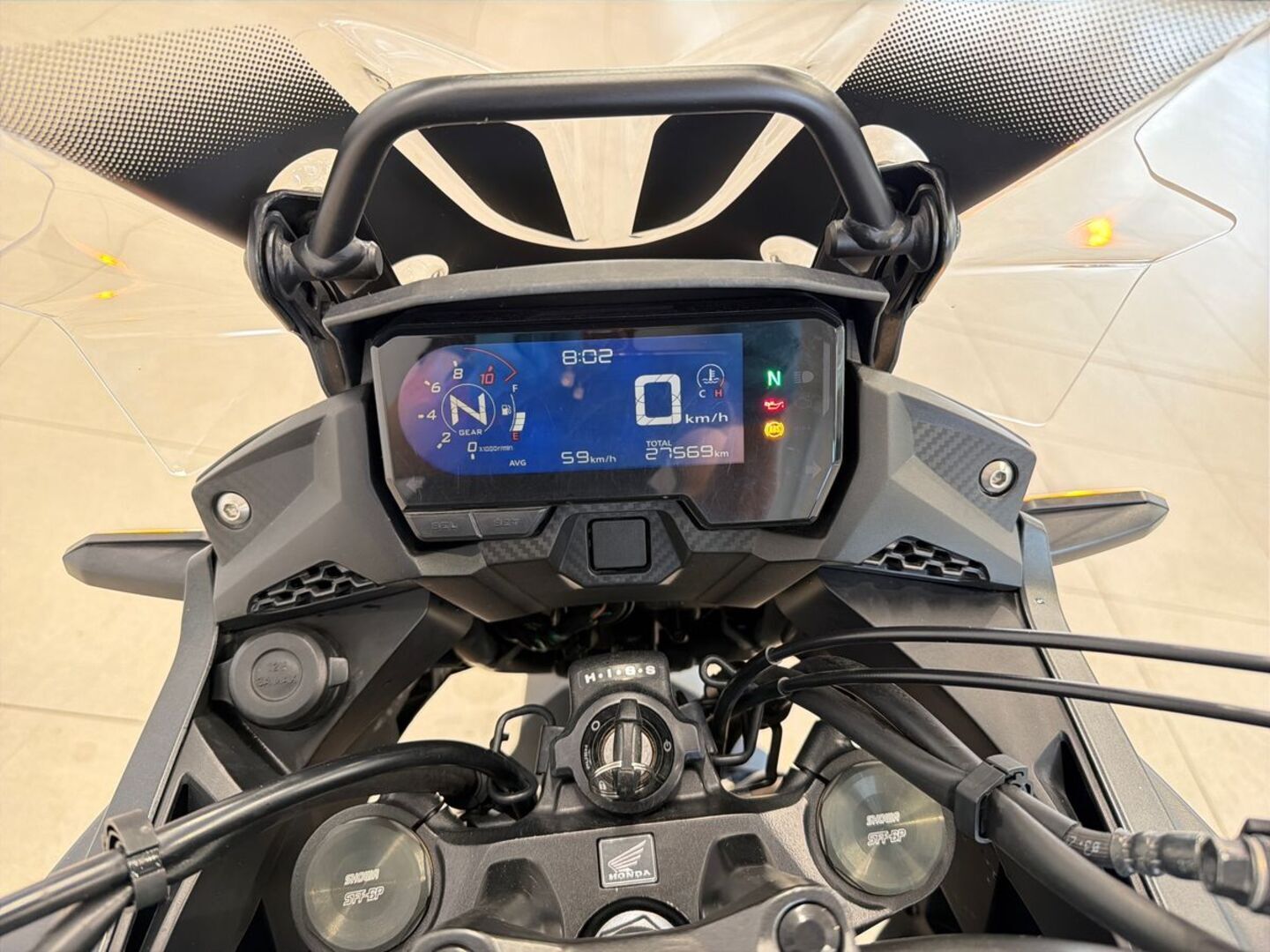 HONDA CB 2023