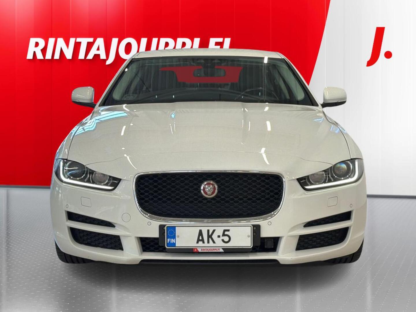 JAGUAR XE 2015