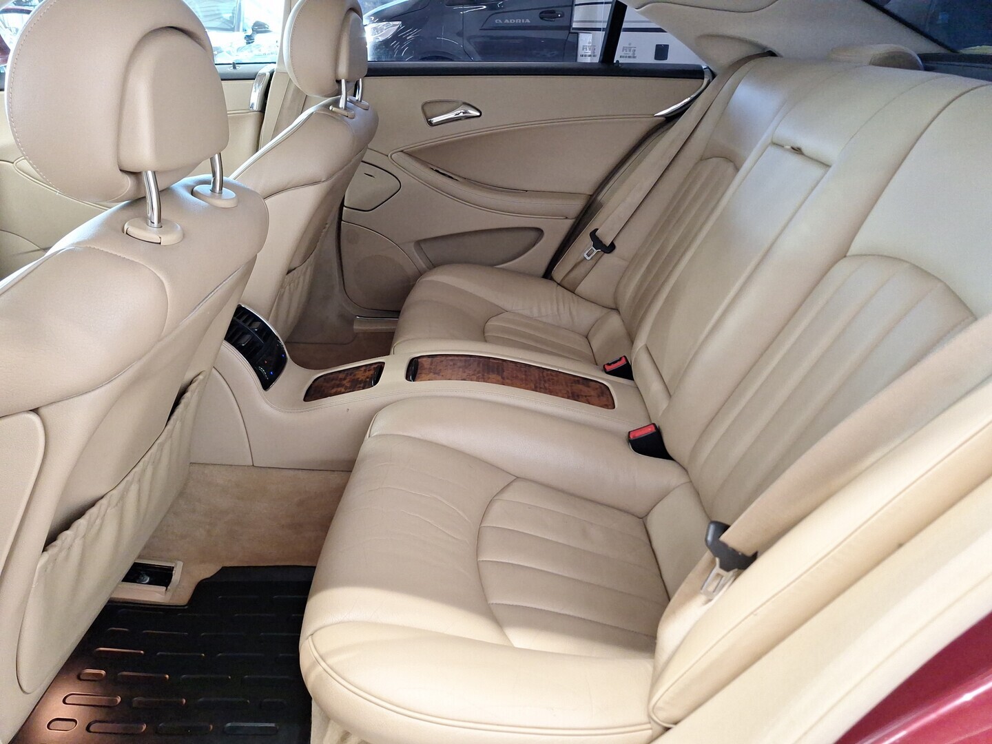 MERCEDES-BENZ CLS 2005