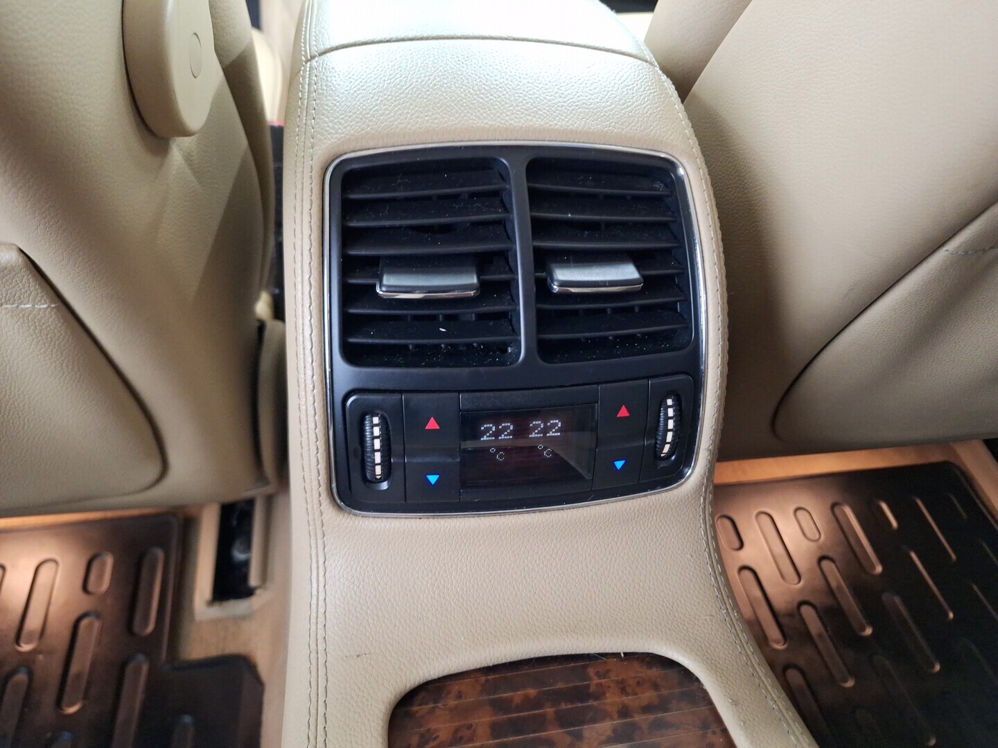 MERCEDES-BENZ CLS 2005