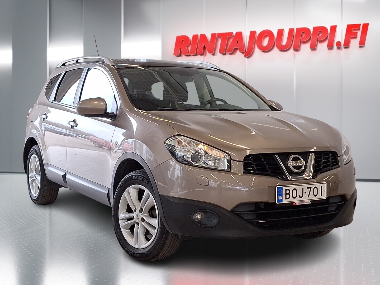 NISSAN Qashqai+2 2010