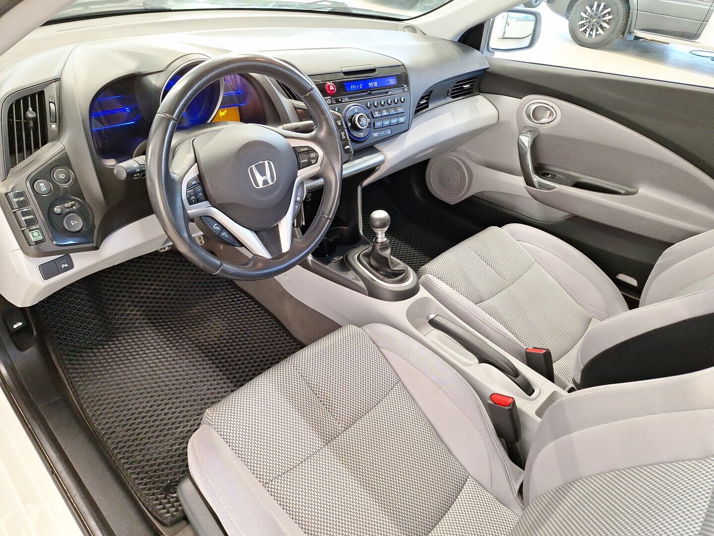 HONDA CR-Z 2011