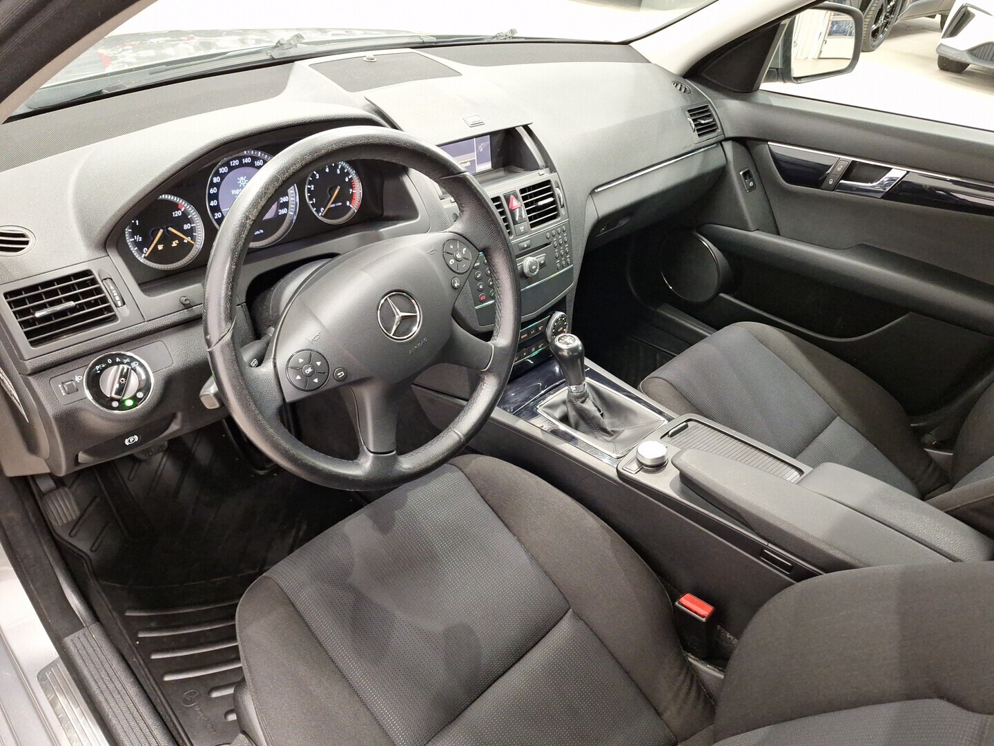 MERCEDES-BENZ C 2007