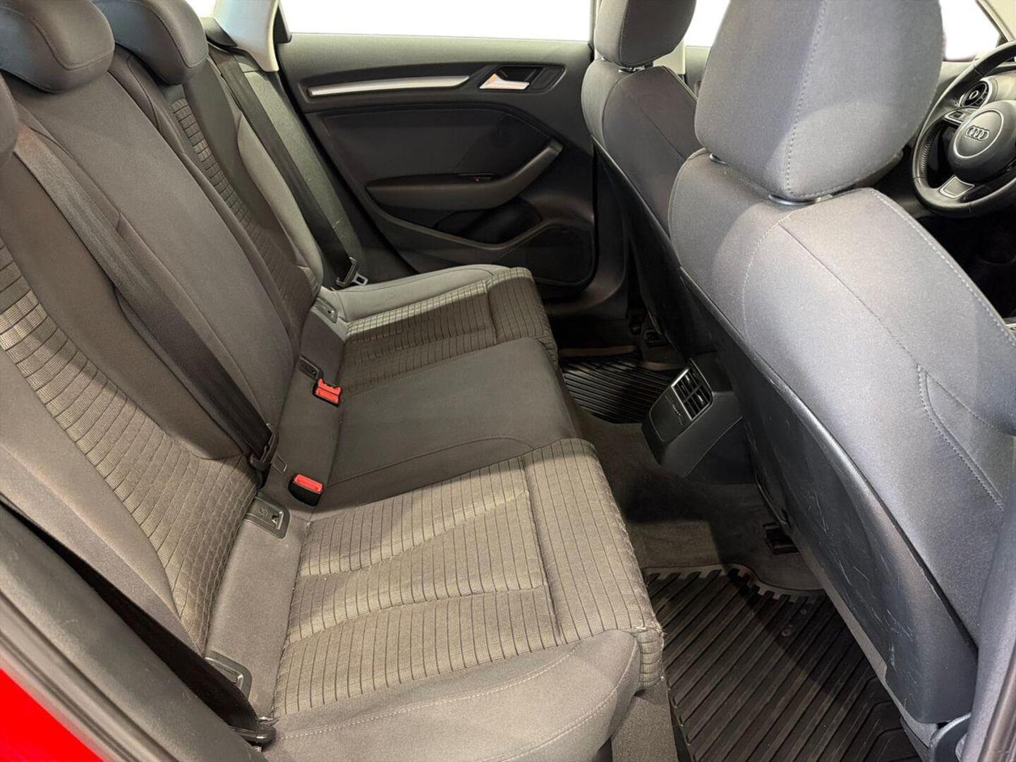 AUDI A3 2014
