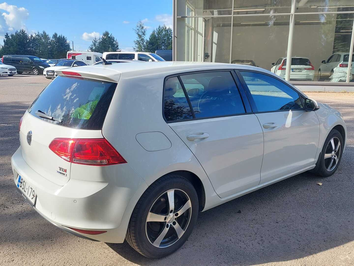 VOLKSWAGEN Golf 2015
