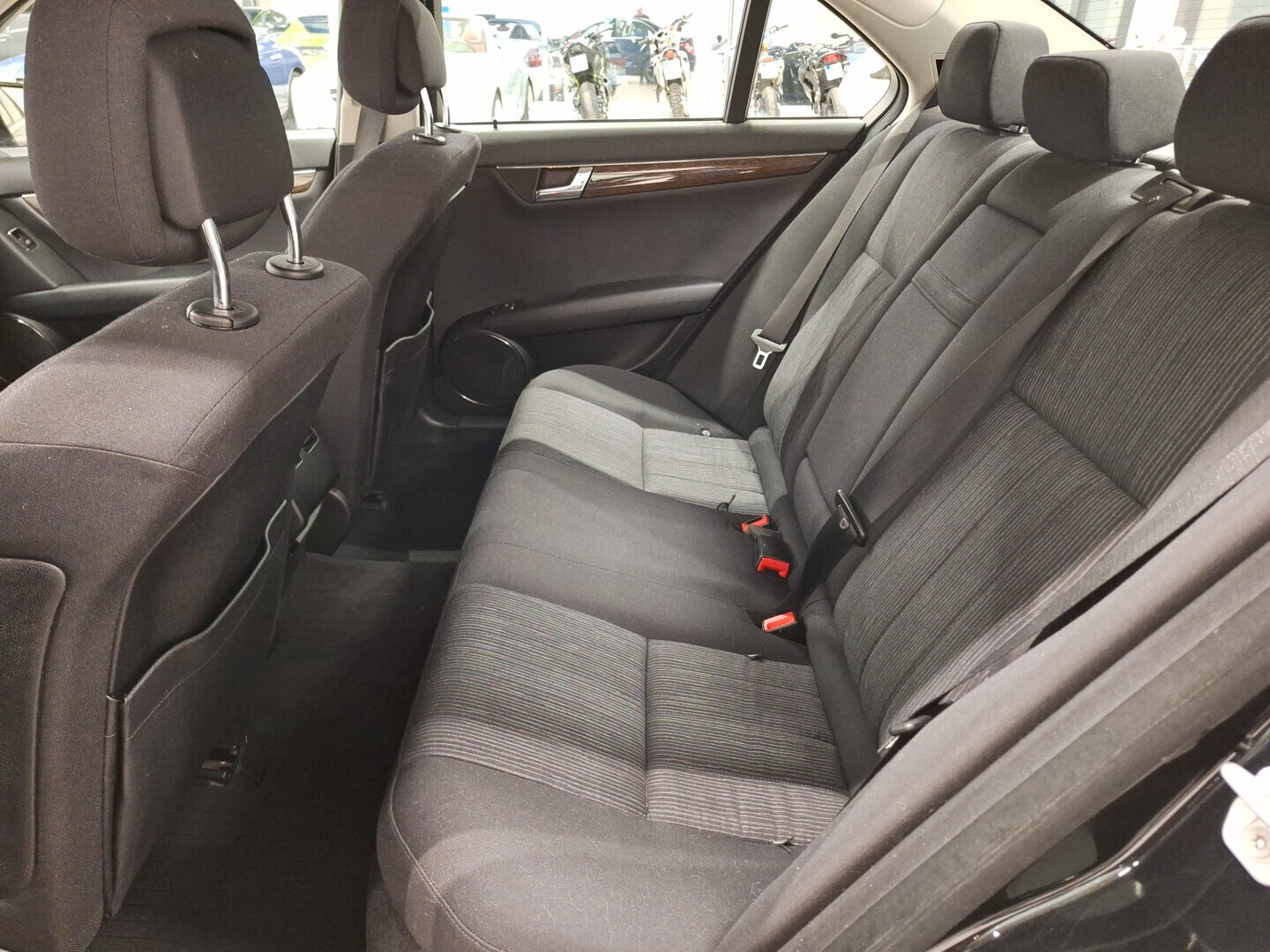 MERCEDES-BENZ C 2009