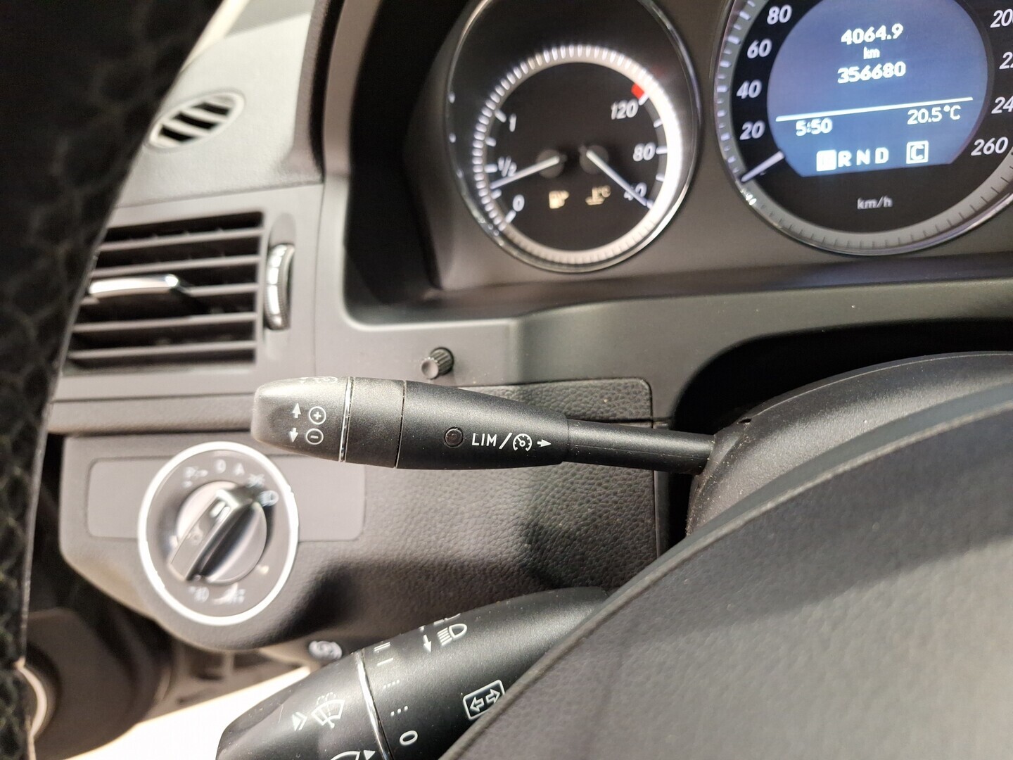 MERCEDES-BENZ C 2009