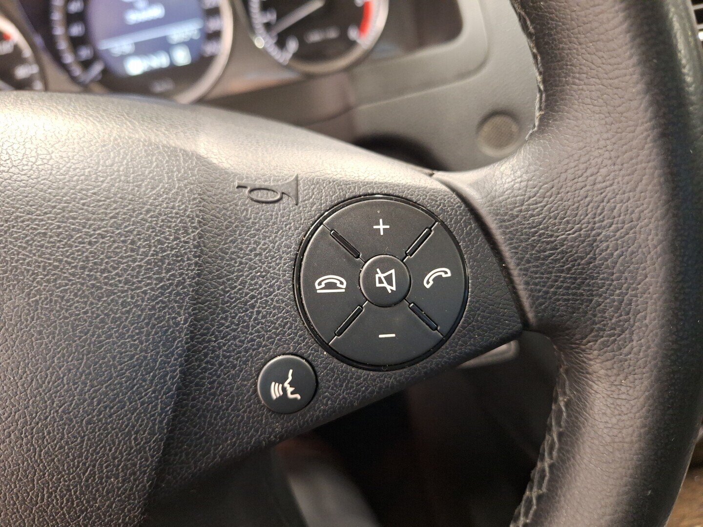 MERCEDES-BENZ C 2009