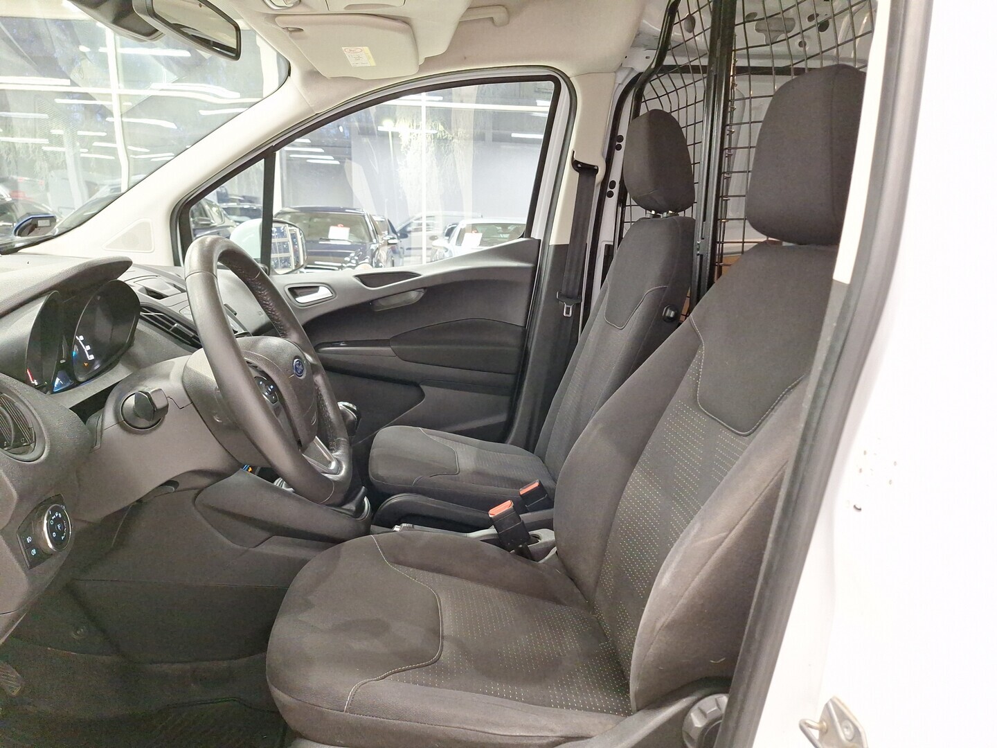 FORD Transit Courier 2015