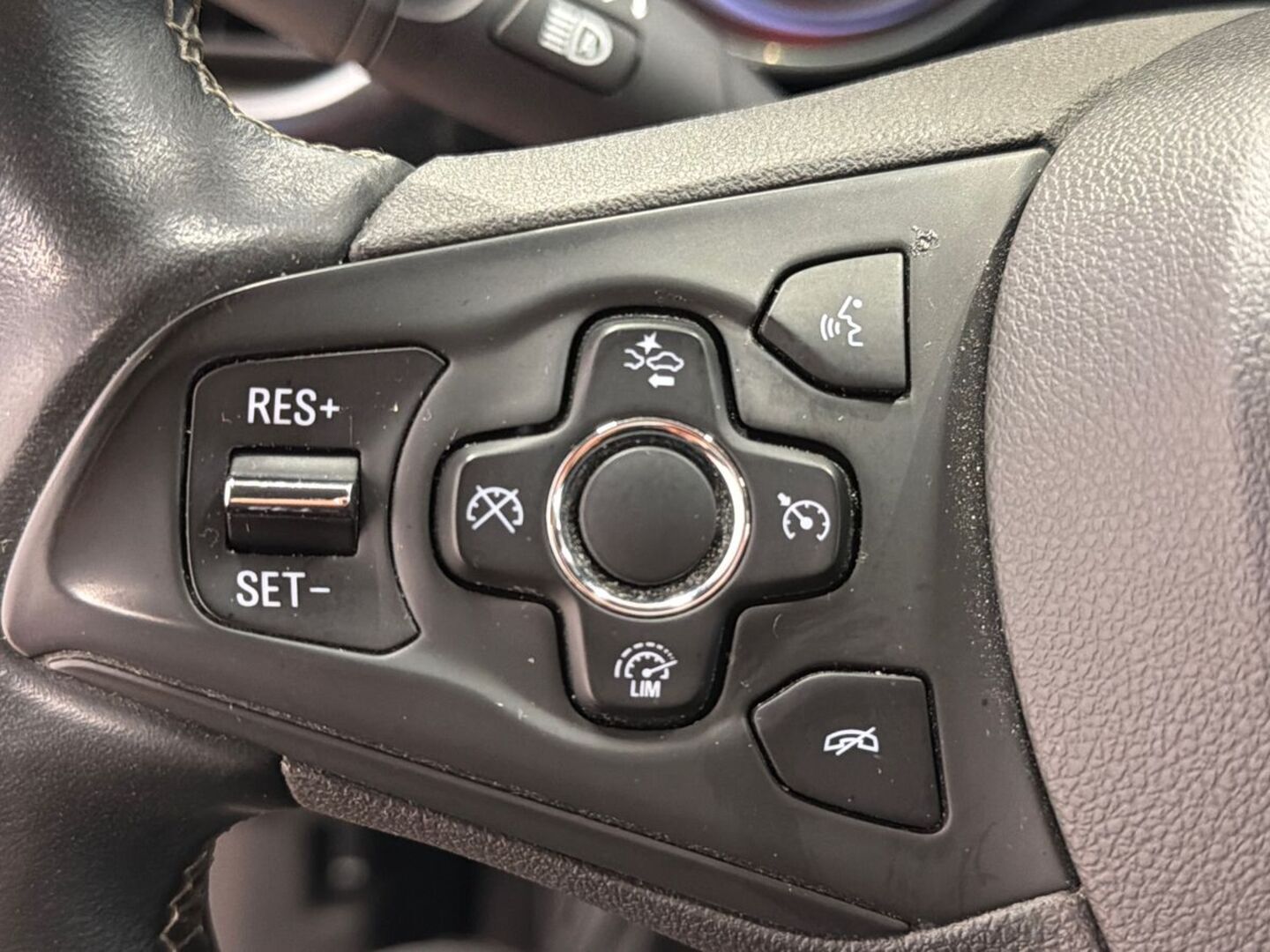 OPEL Astra 2015