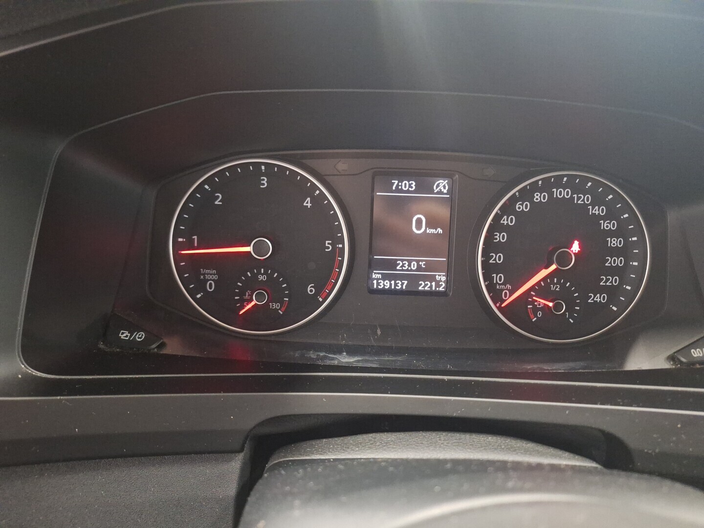VOLKSWAGEN Transporter 2016