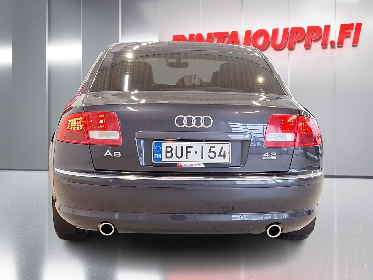AUDI A8 2004
