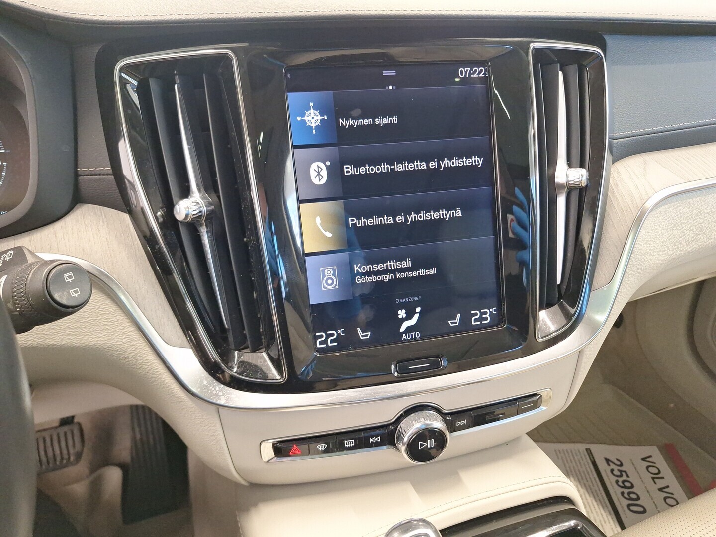 VOLVO V60 2019
