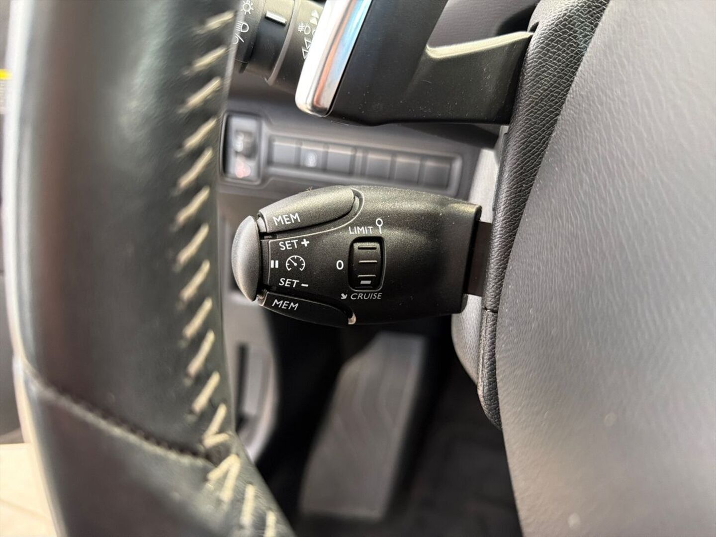 PEUGEOT 308 2019