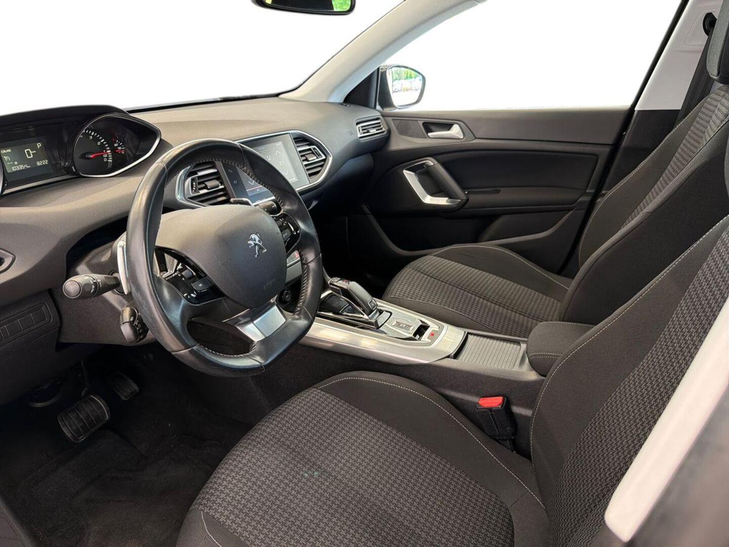 PEUGEOT 308 2019
