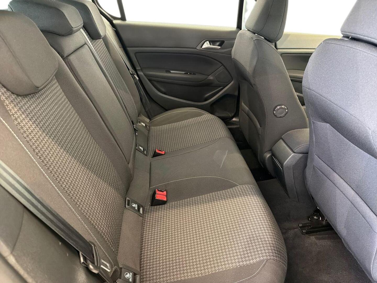 PEUGEOT 308 2019