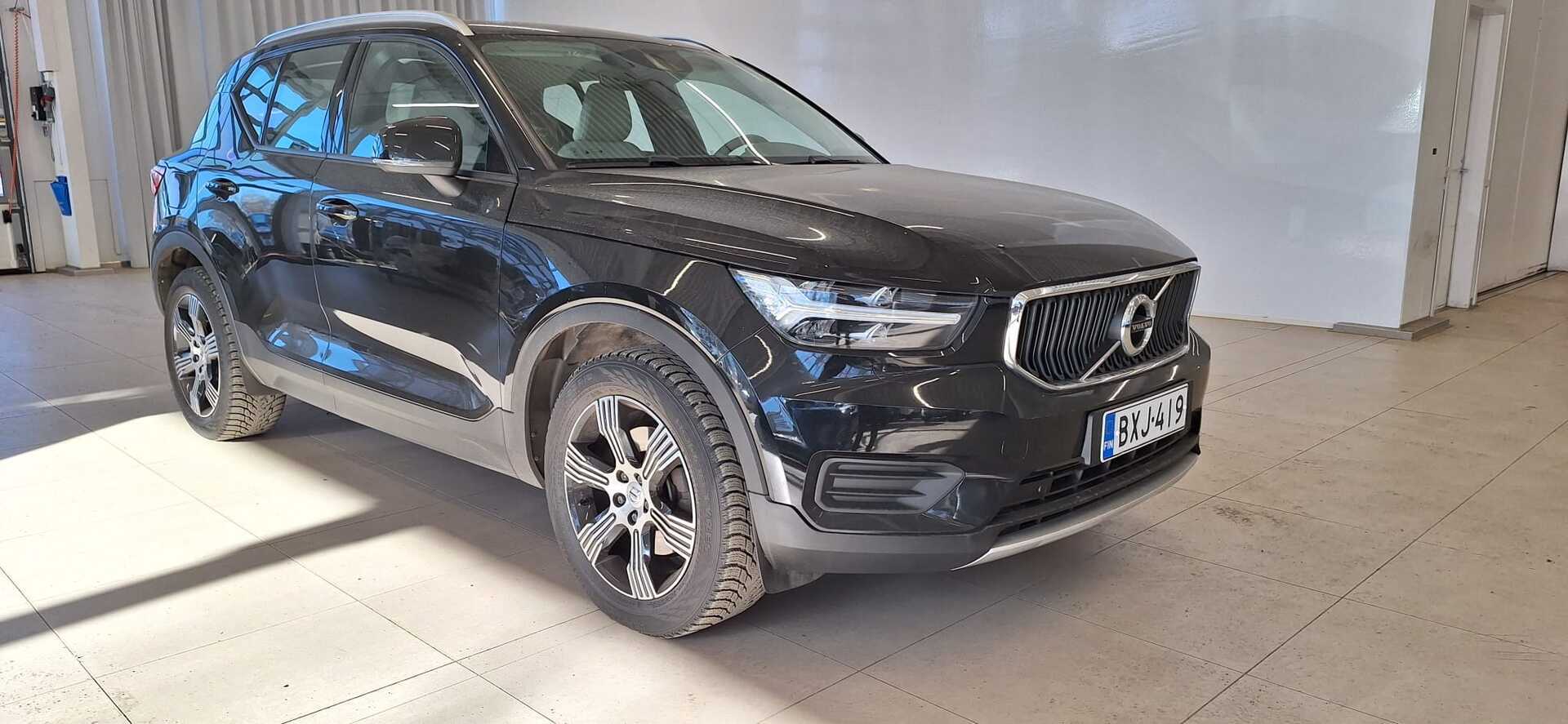 VOLVO XC40 2019