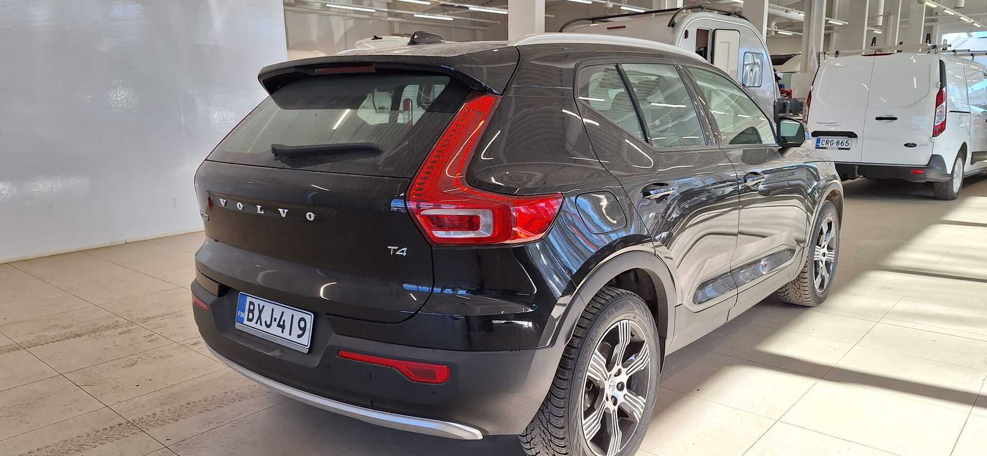 VOLVO XC40 2019