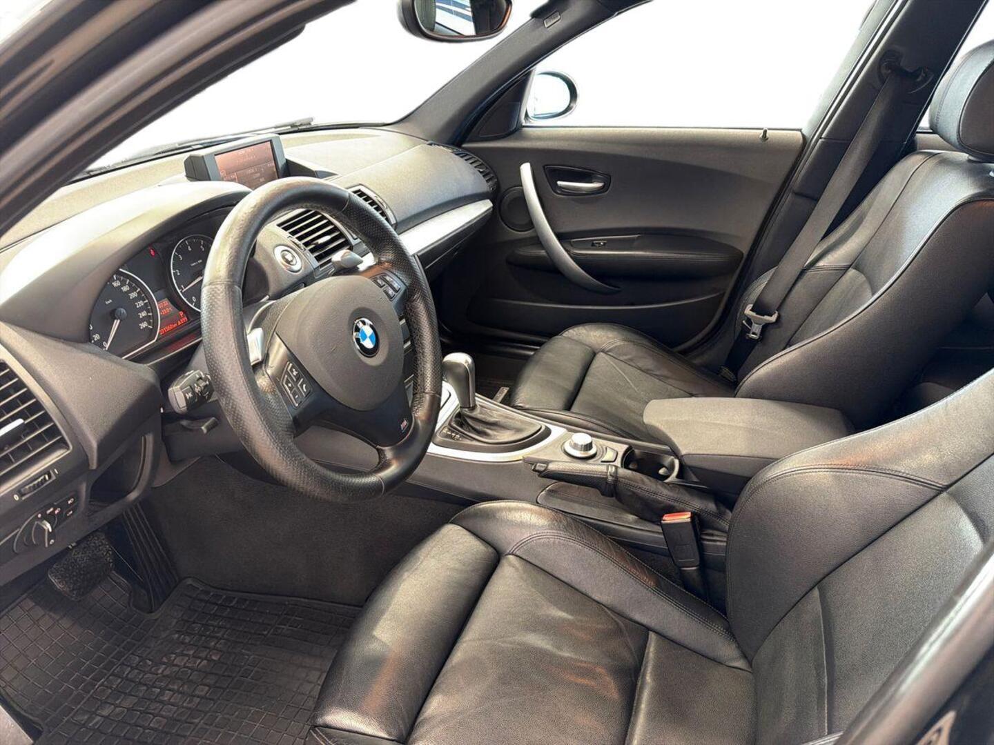 BMW 130 2007