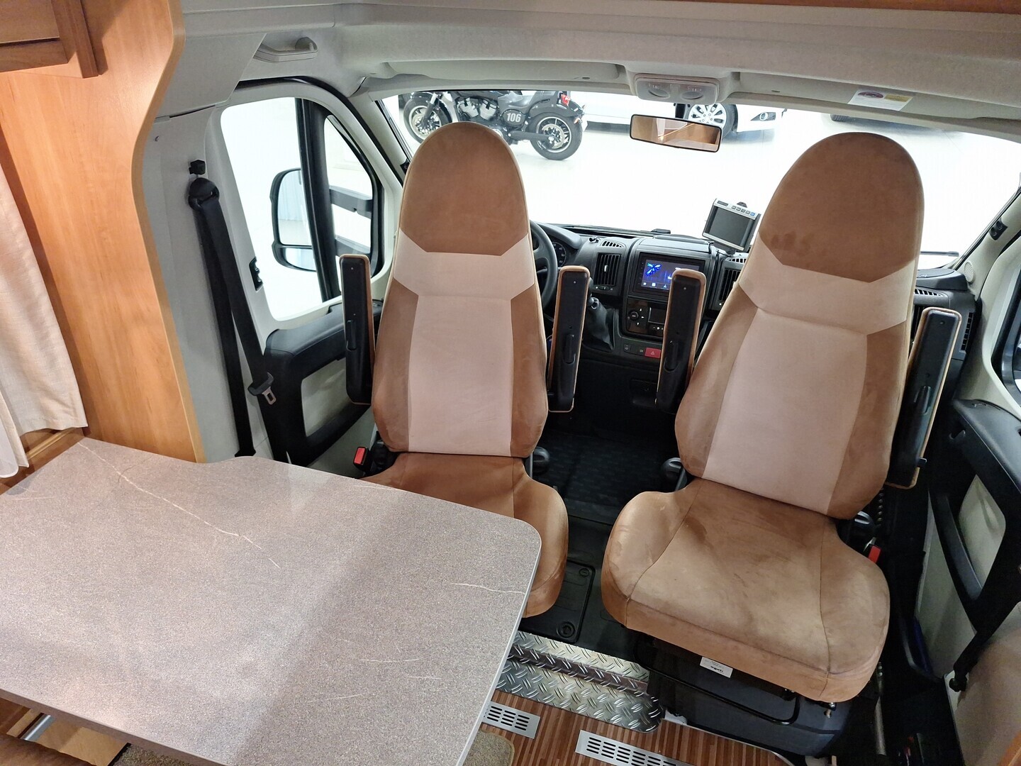 DETHLEFFS Globe S 2012