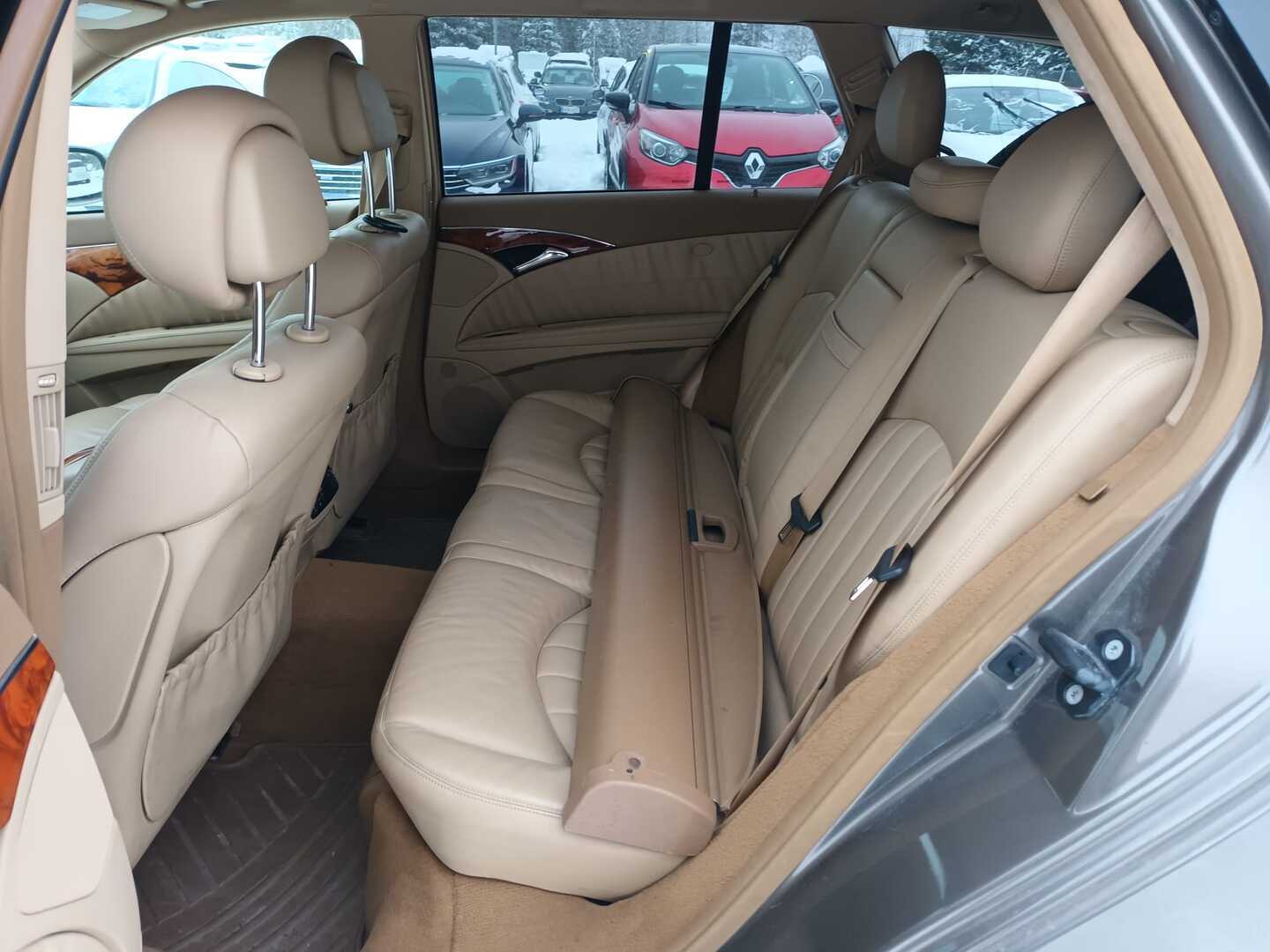 MERCEDES-BENZ E 2008