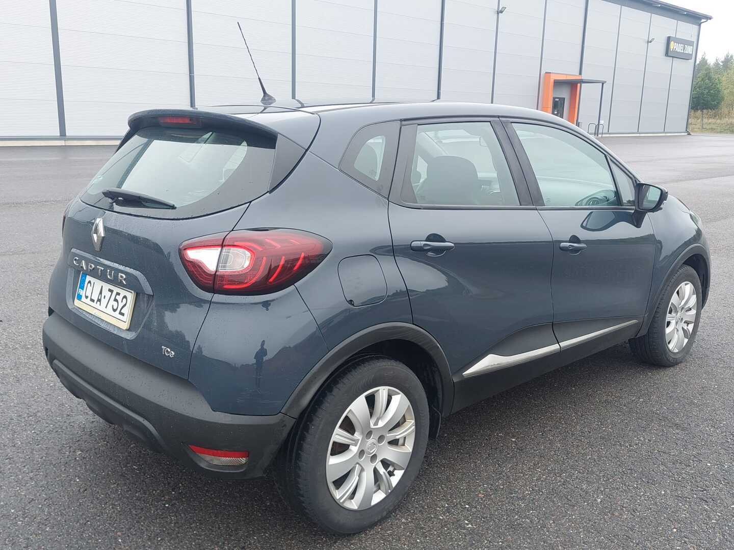 RENAULT Captur 2018