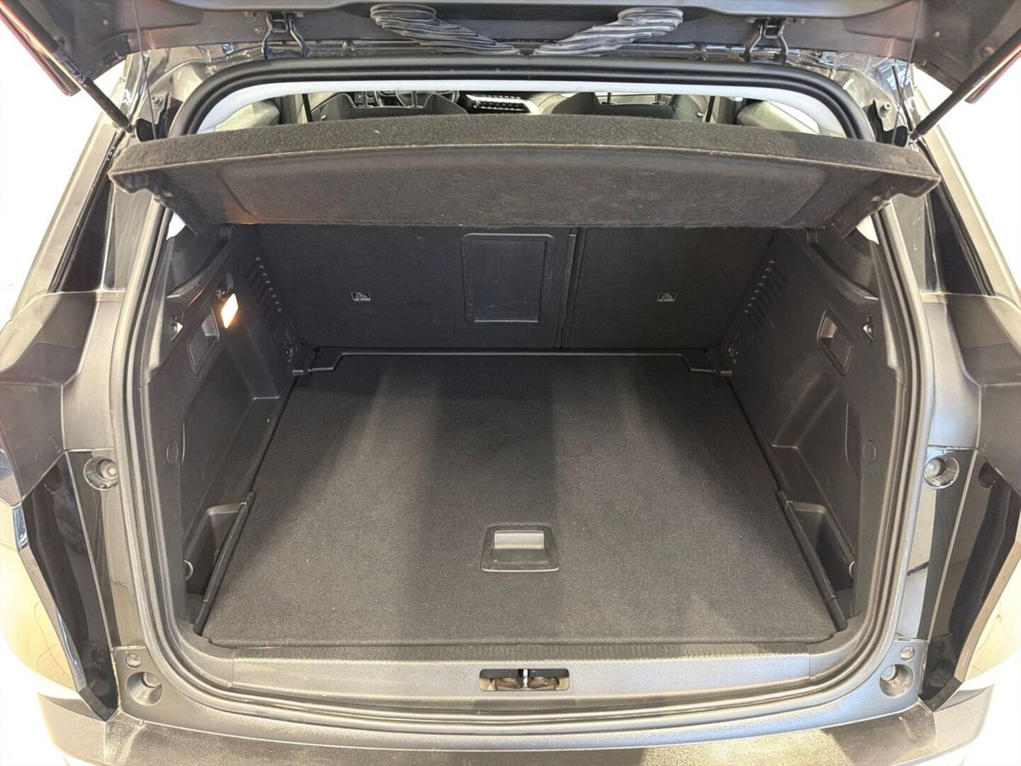 PEUGEOT 3008 2019
