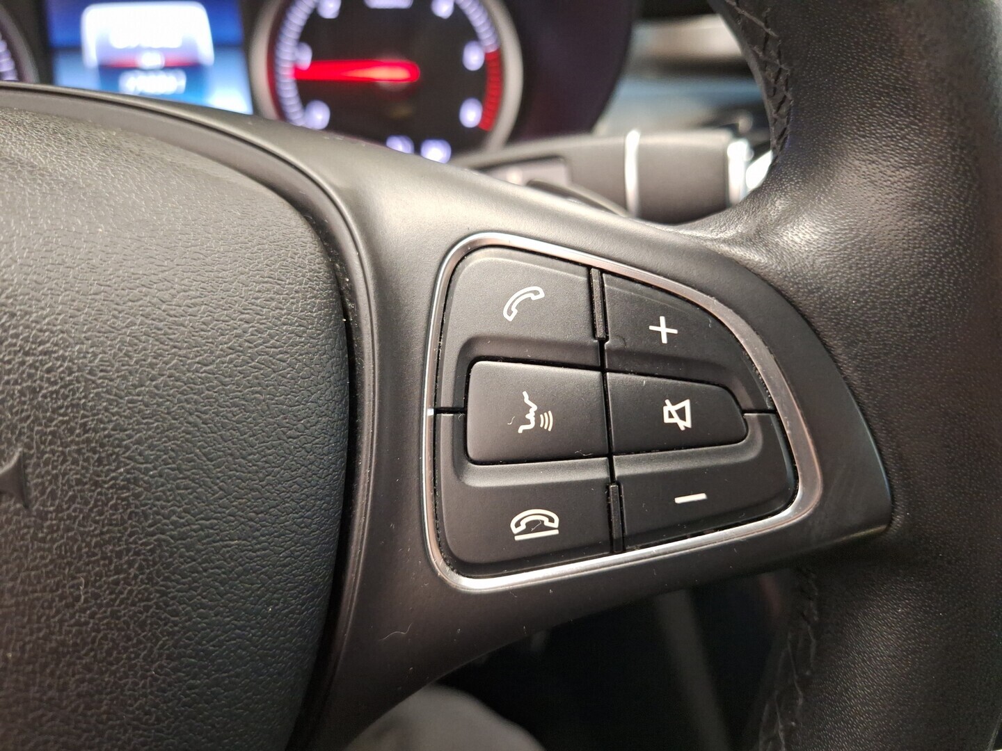 MERCEDES-BENZ C 2017