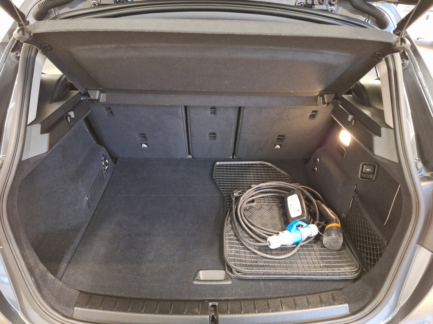 BMW 225 2017