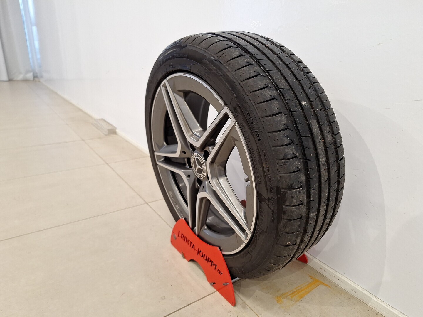 MERCEDES-BENZ A 2019