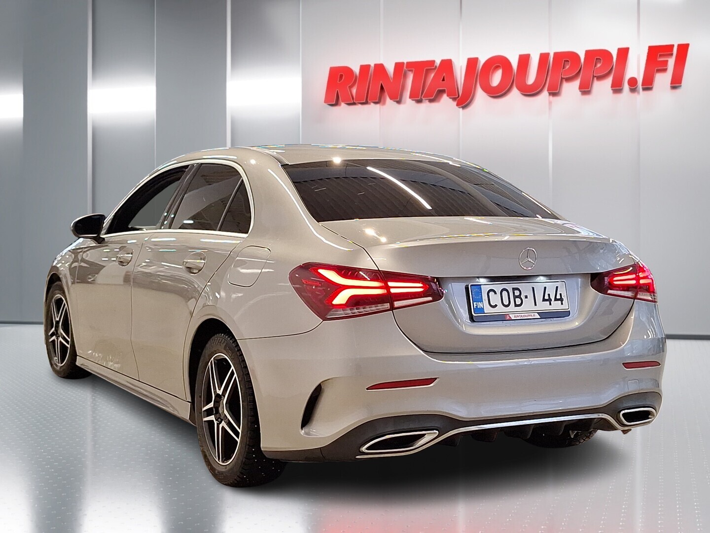 MERCEDES-BENZ A 2019