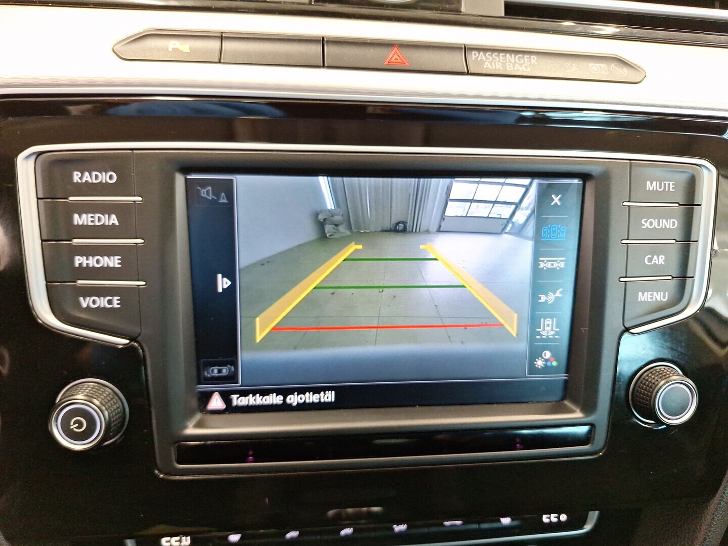 VOLKSWAGEN Passat 2017