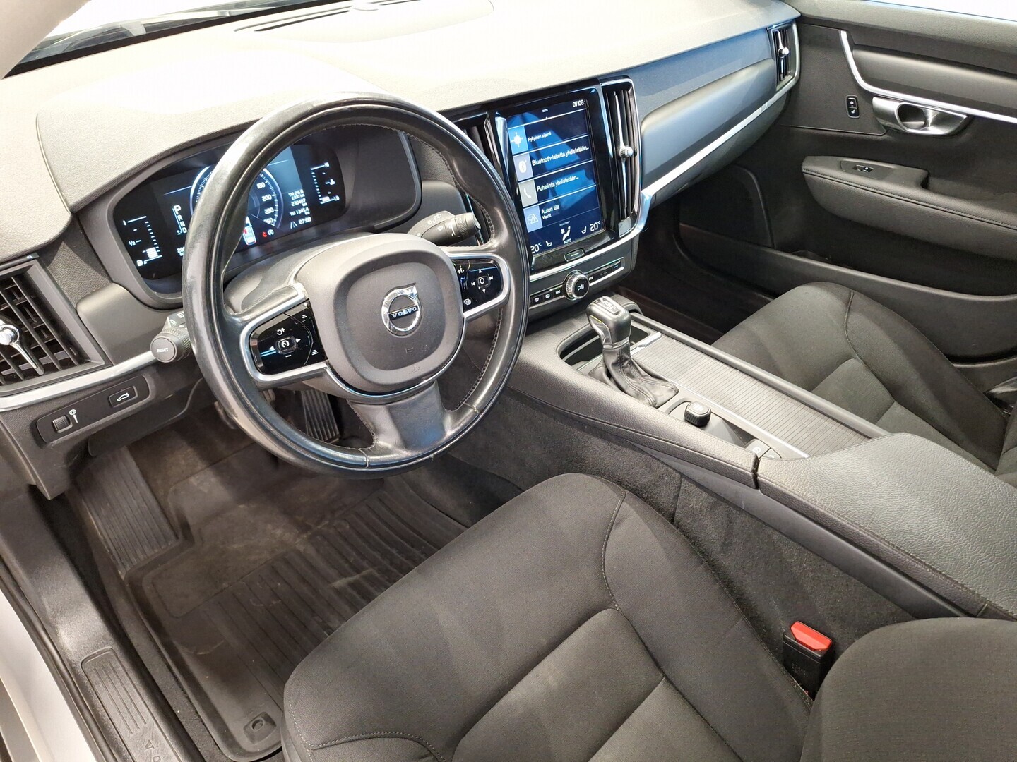 VOLVO V90 2018