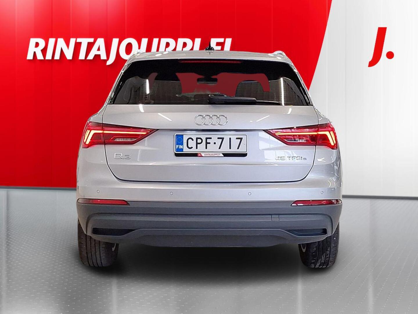 AUDI Q3 2021