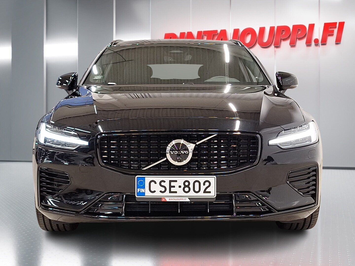 VOLVO V60 2025