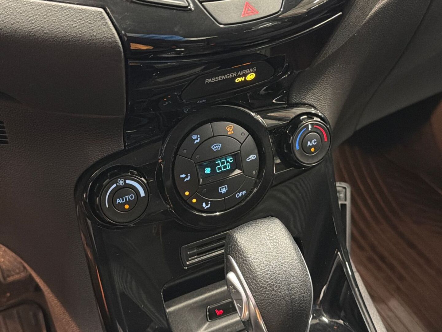 FORD Fiesta 2015