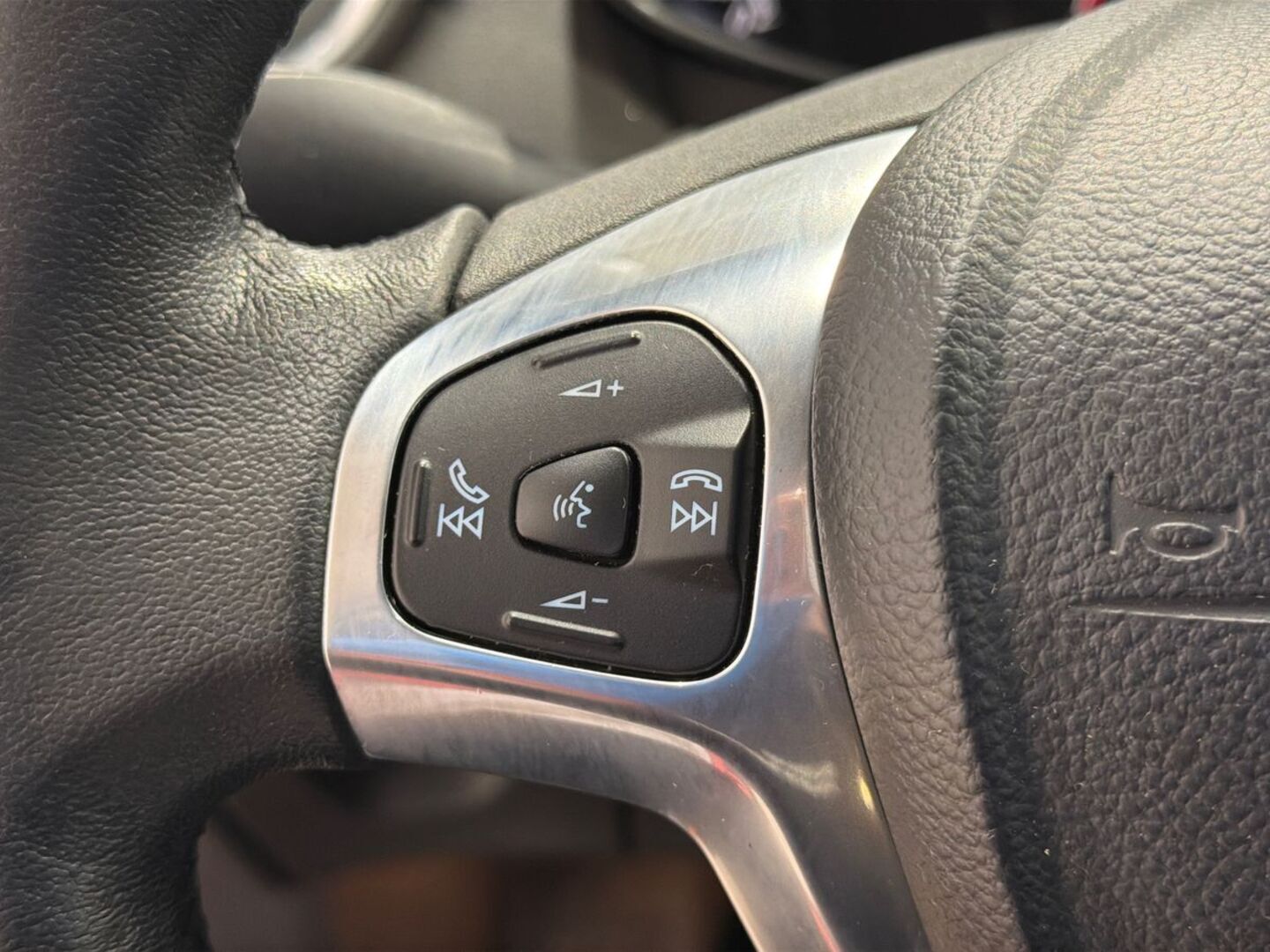 FORD Fiesta 2015
