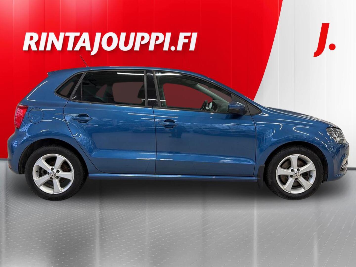 VOLKSWAGEN Polo 2015