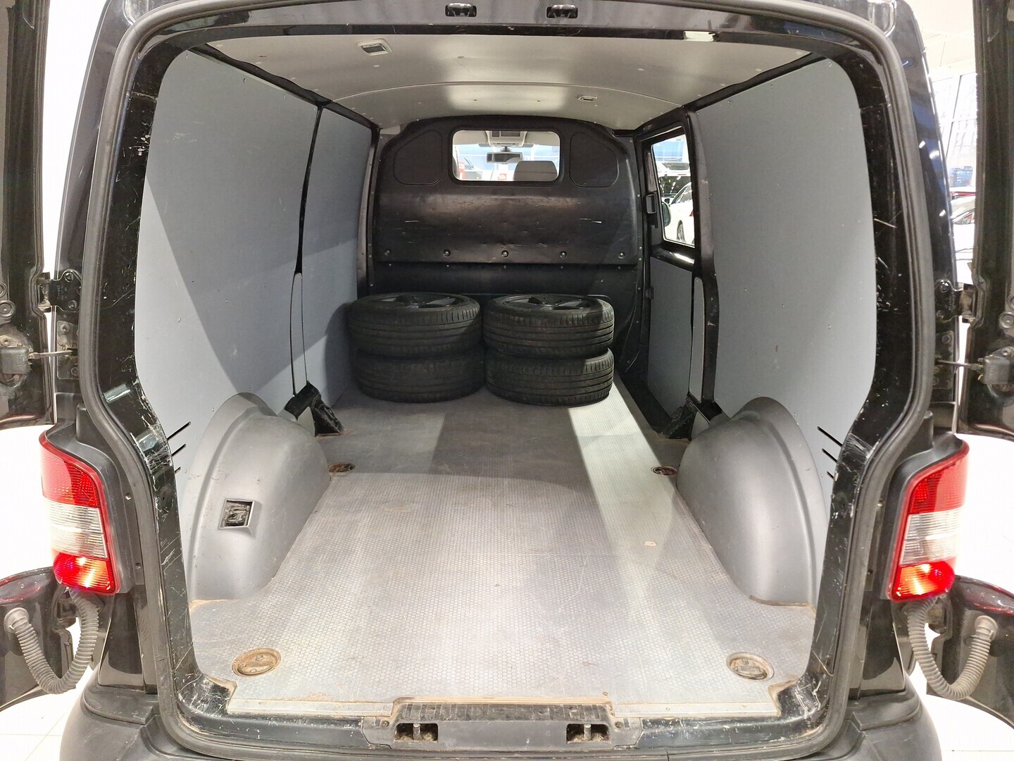 VOLKSWAGEN Transporter 2015