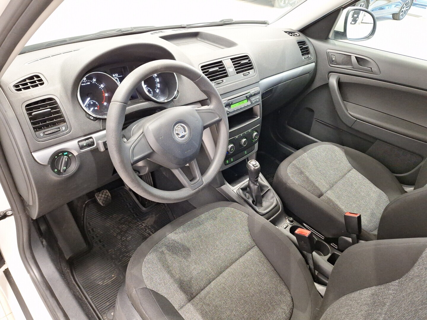 SKODA Yeti 2017