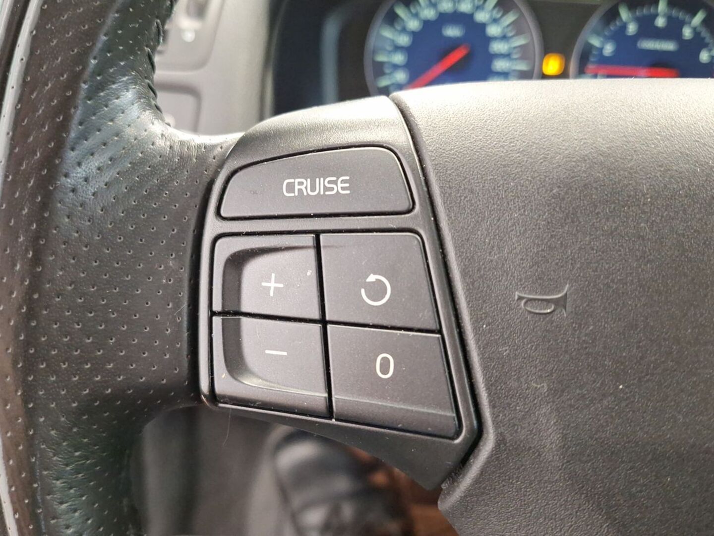 VOLVO C30 2012