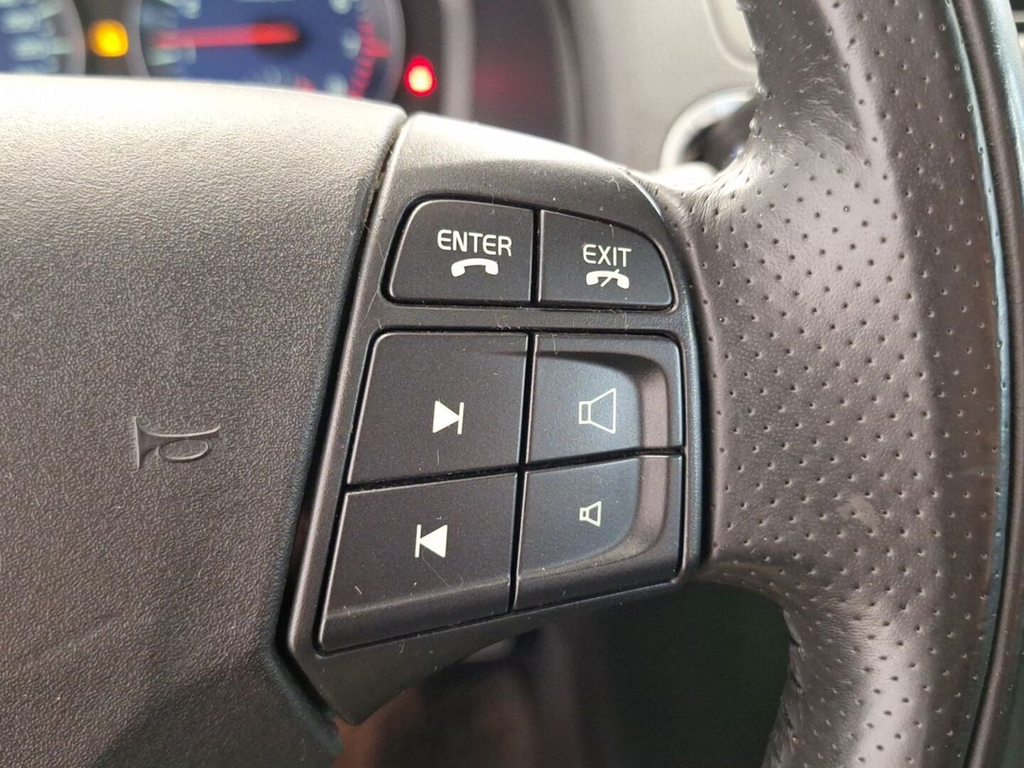 VOLVO C30 2012