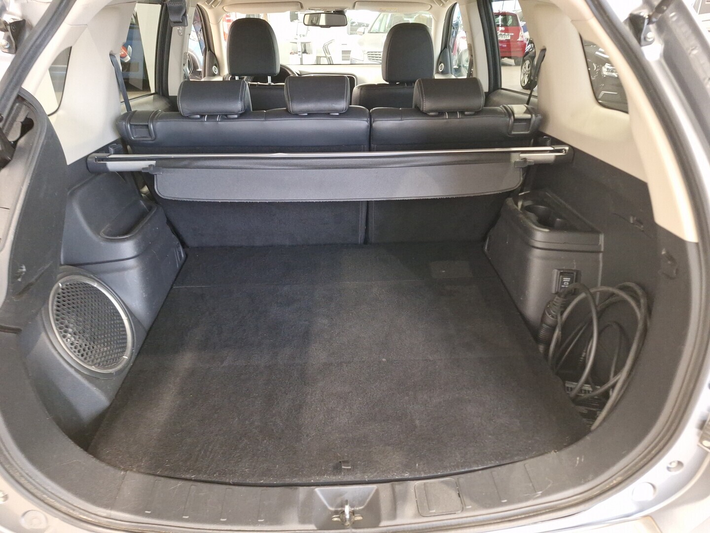 MITSUBISHI Outlander PHEV 2015
