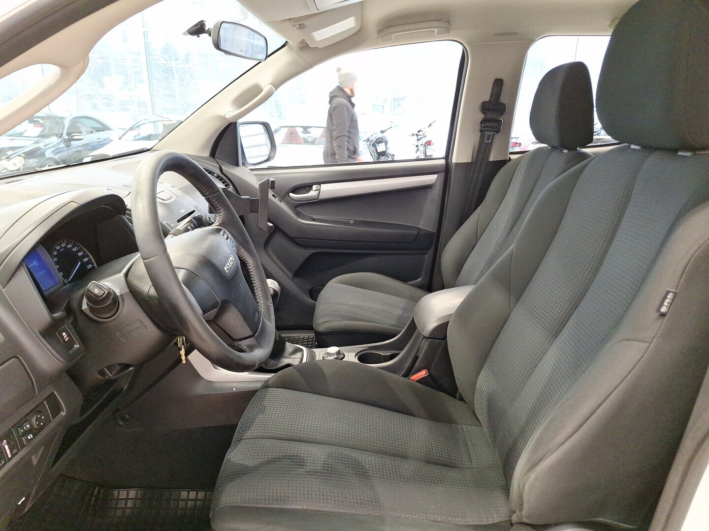 ISUZU D-Max 2013
