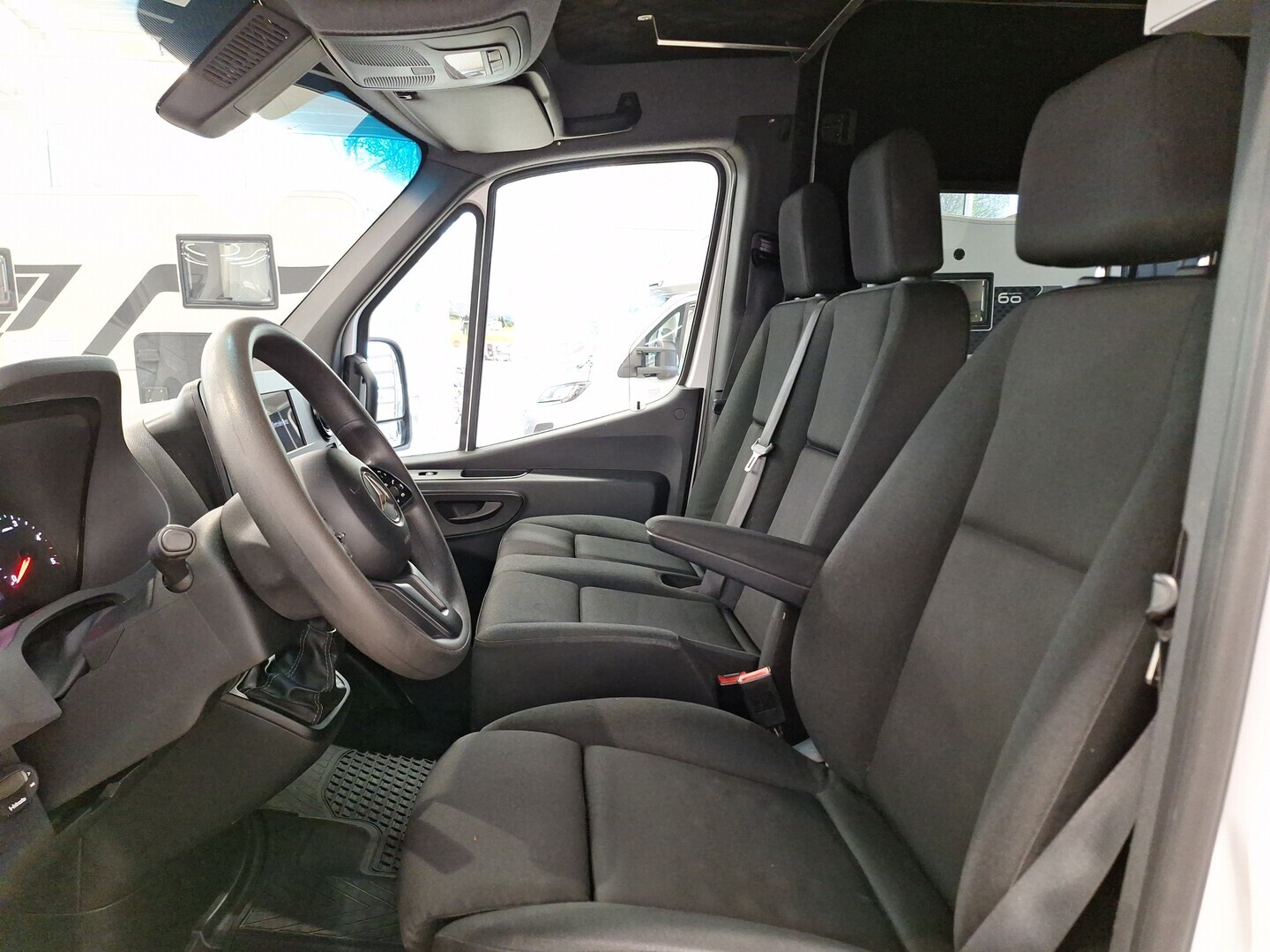 MERCEDES-BENZ Sprinter 2019