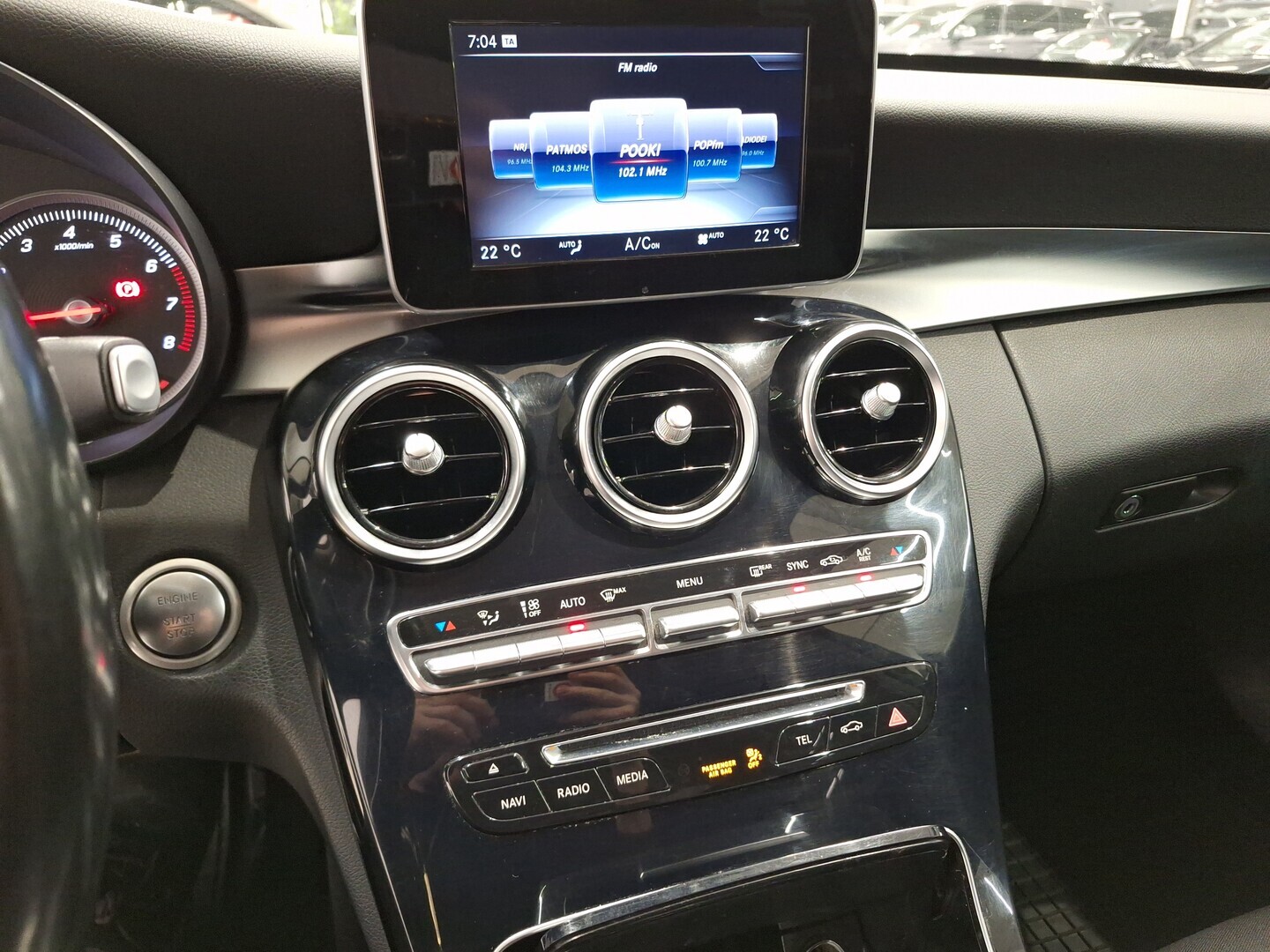 MERCEDES-BENZ C 2015